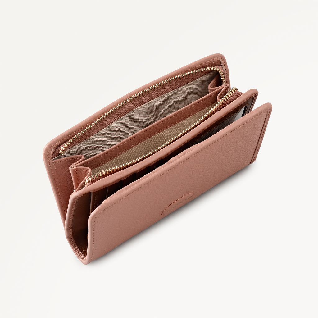 Chartfield Place - Medium Bifold Purse