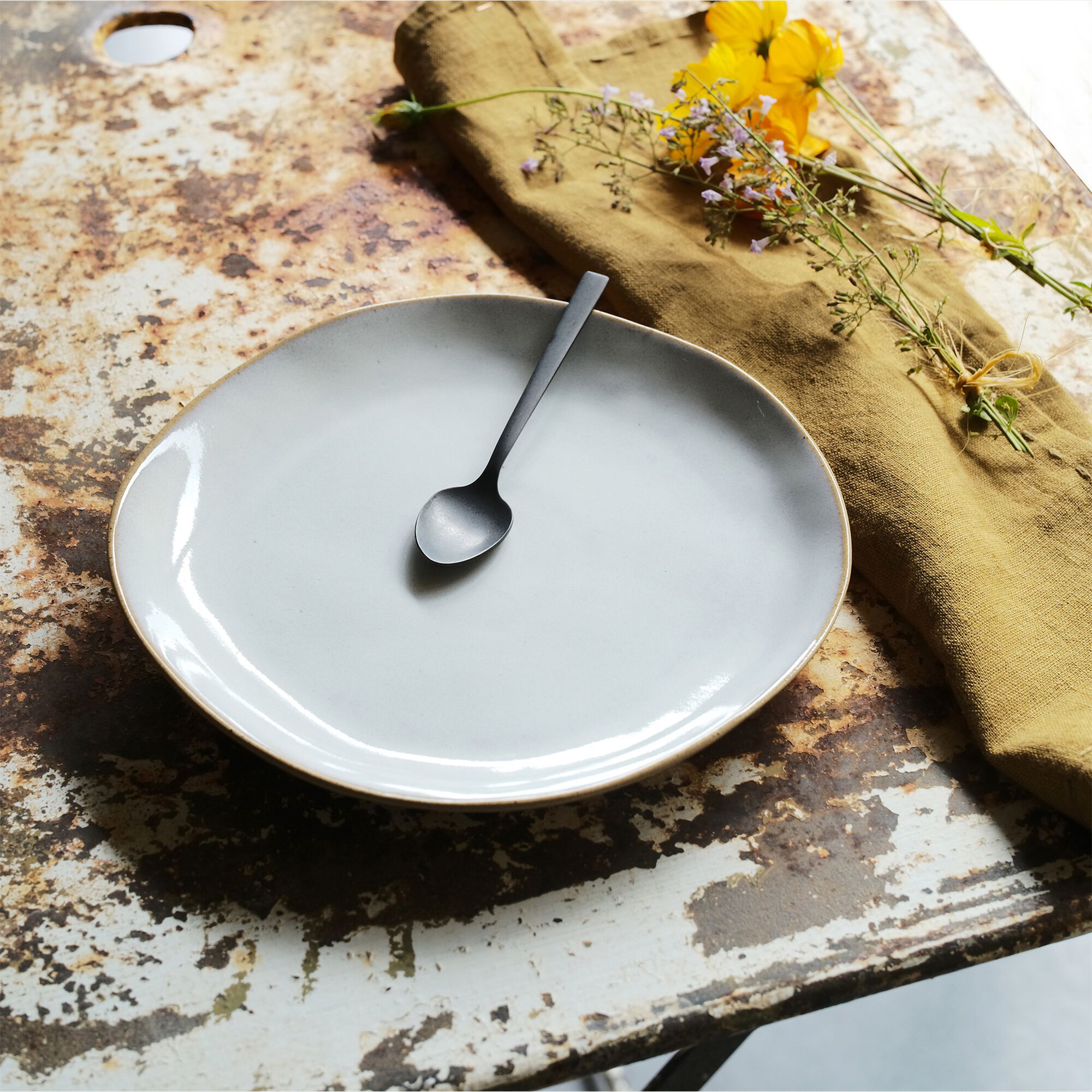 VENUS - Assiette à dessert bicolore en grès recyclé D21,7cm - blanc