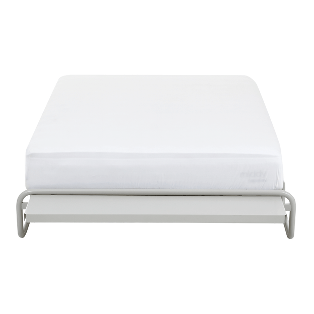 CAMA QUEEN 1,58 M COM BANCO INNA