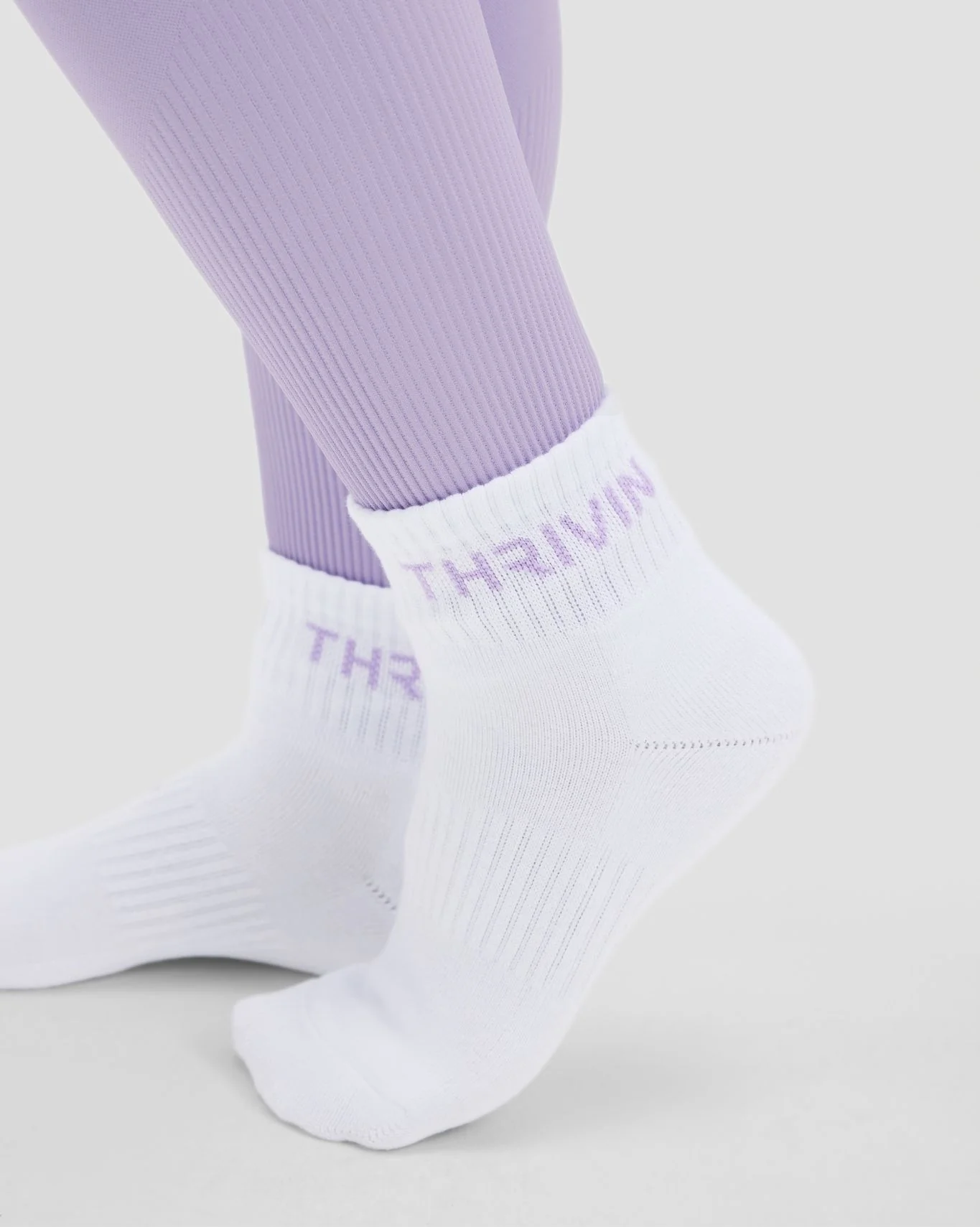 THRIVIN Mid Socks | Lilac
