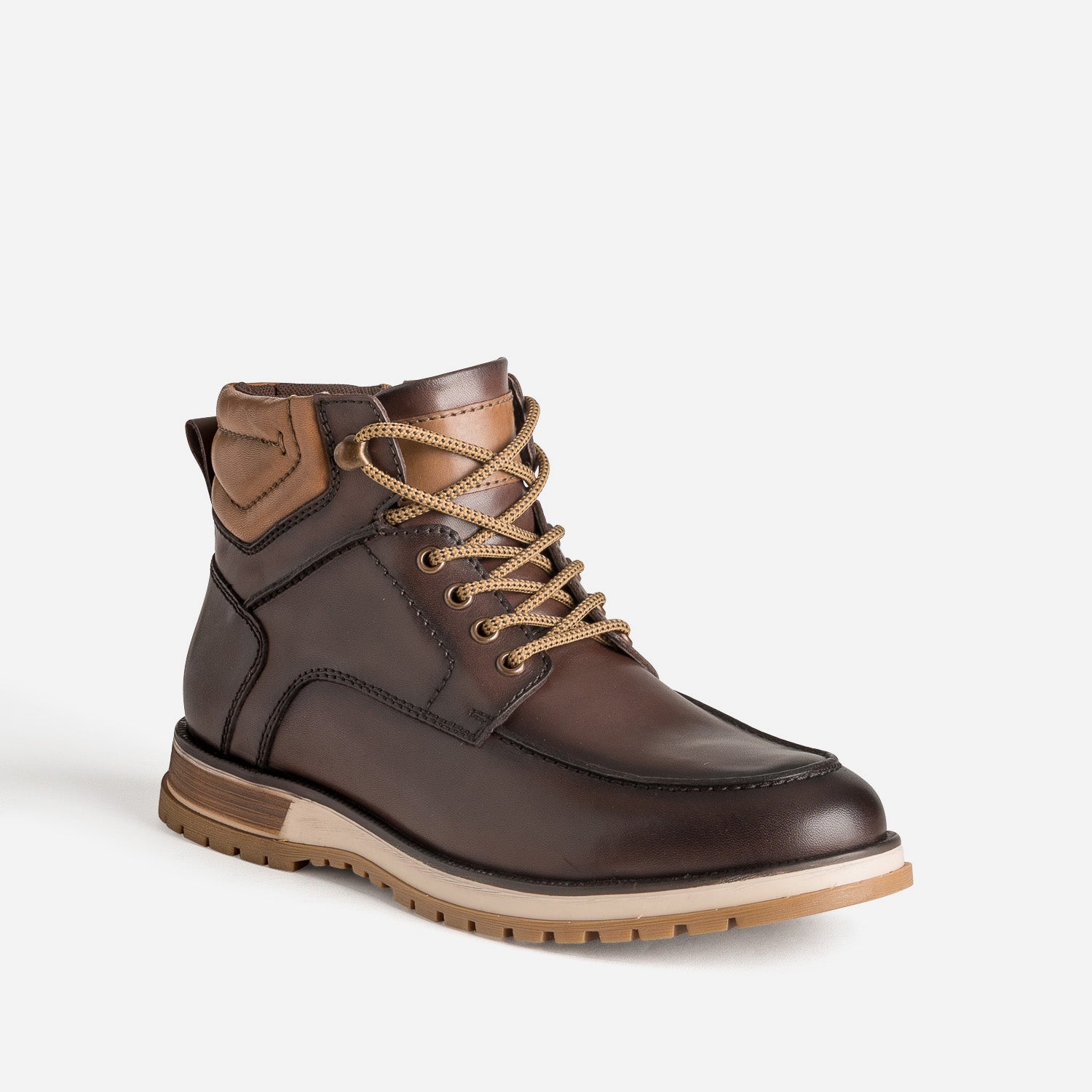 Boots à lacet marron cuir semelle crantée