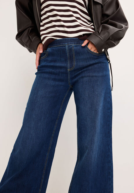 Womens Blue Stretch Wide Leg Pull On Jeans