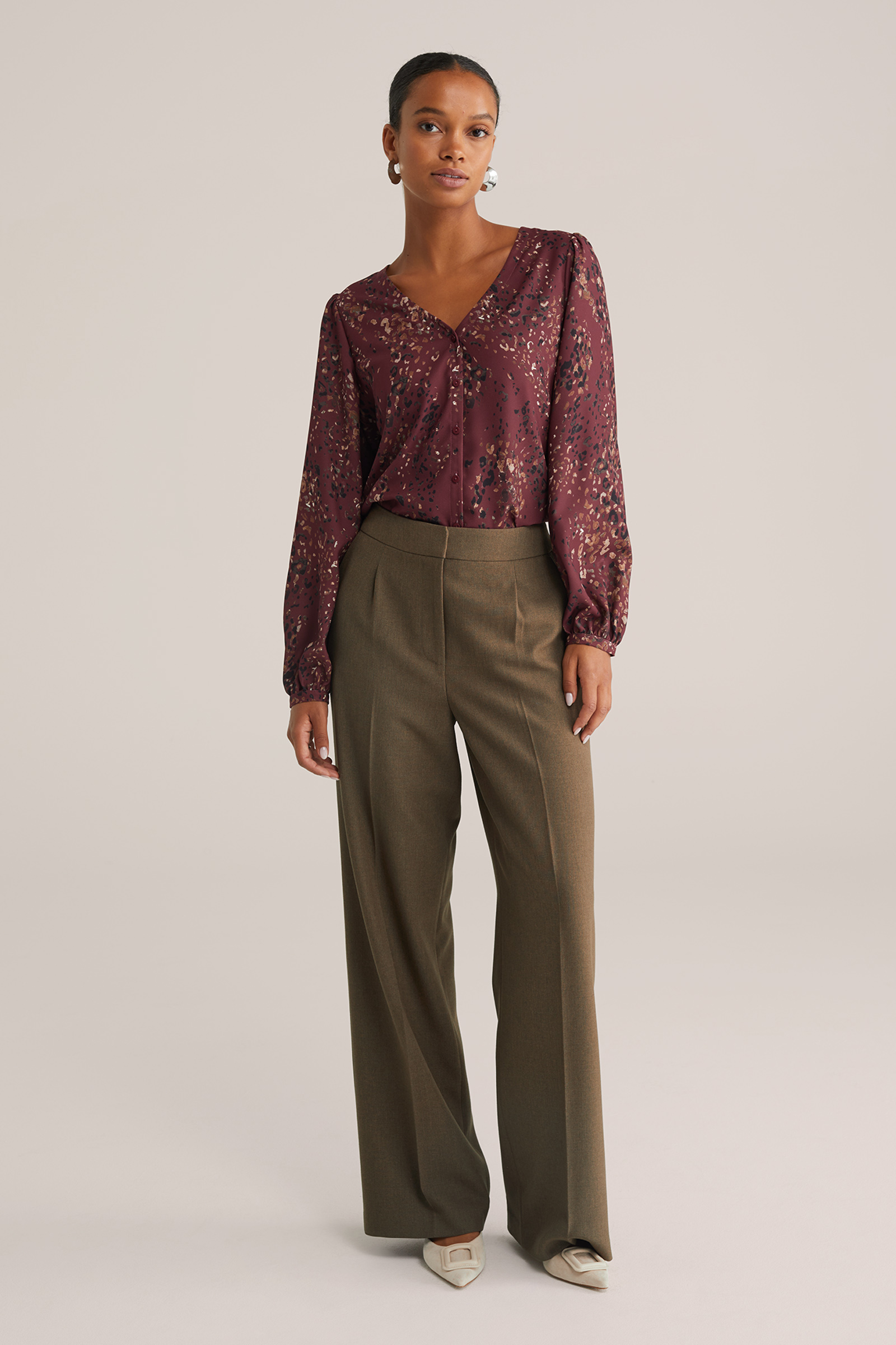 Dames blouse met V-hals