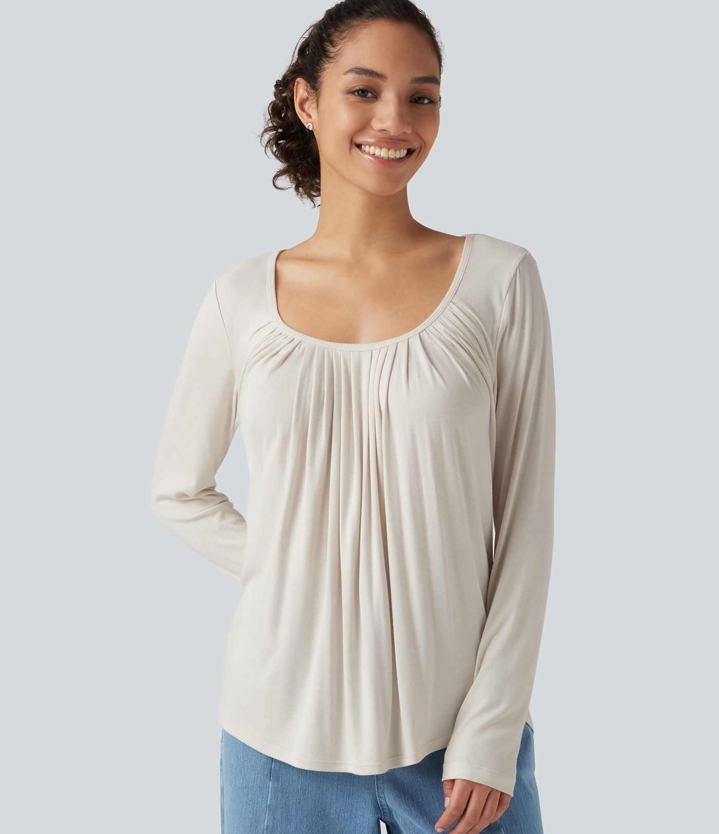 T-shirt côtelé à encolure en U, manches longues et ourlet arrondi