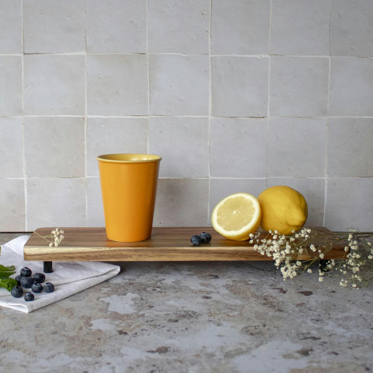 OUTO - Mug en grès jaune 32cl