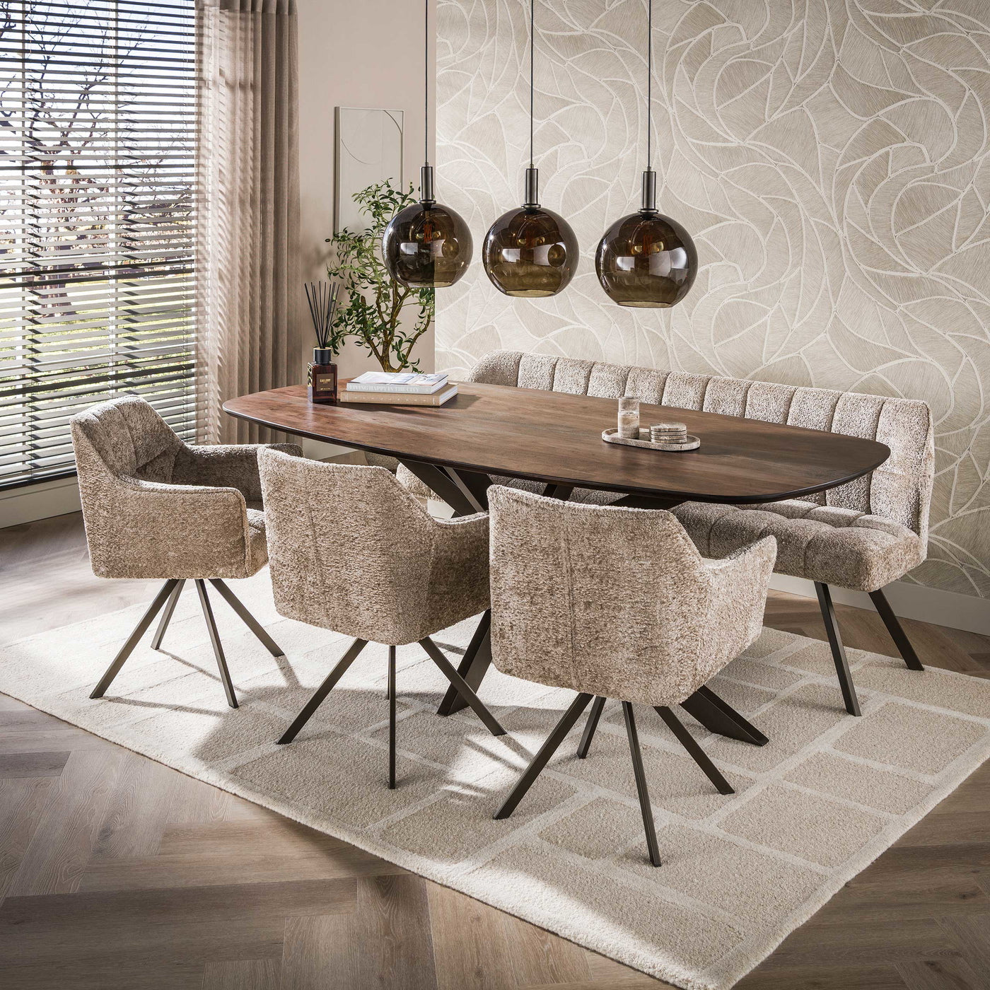 Giga Meubel Eettafel Arhus Solid - Deens Ovaal Bruin Hout - 215x105x77cm