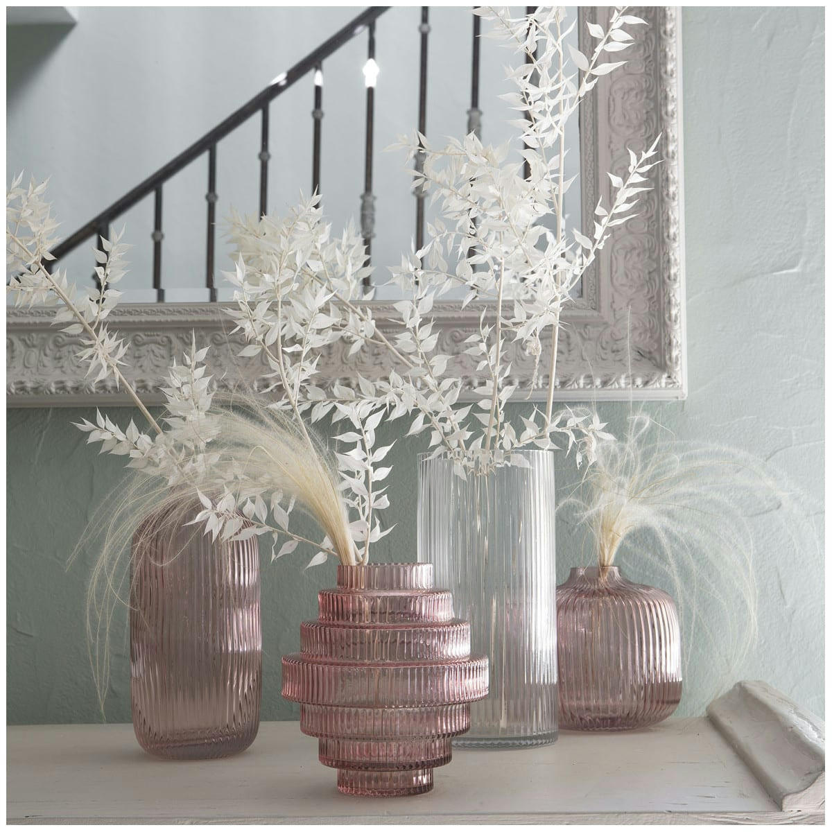 - Vase côtelé soliflore bas