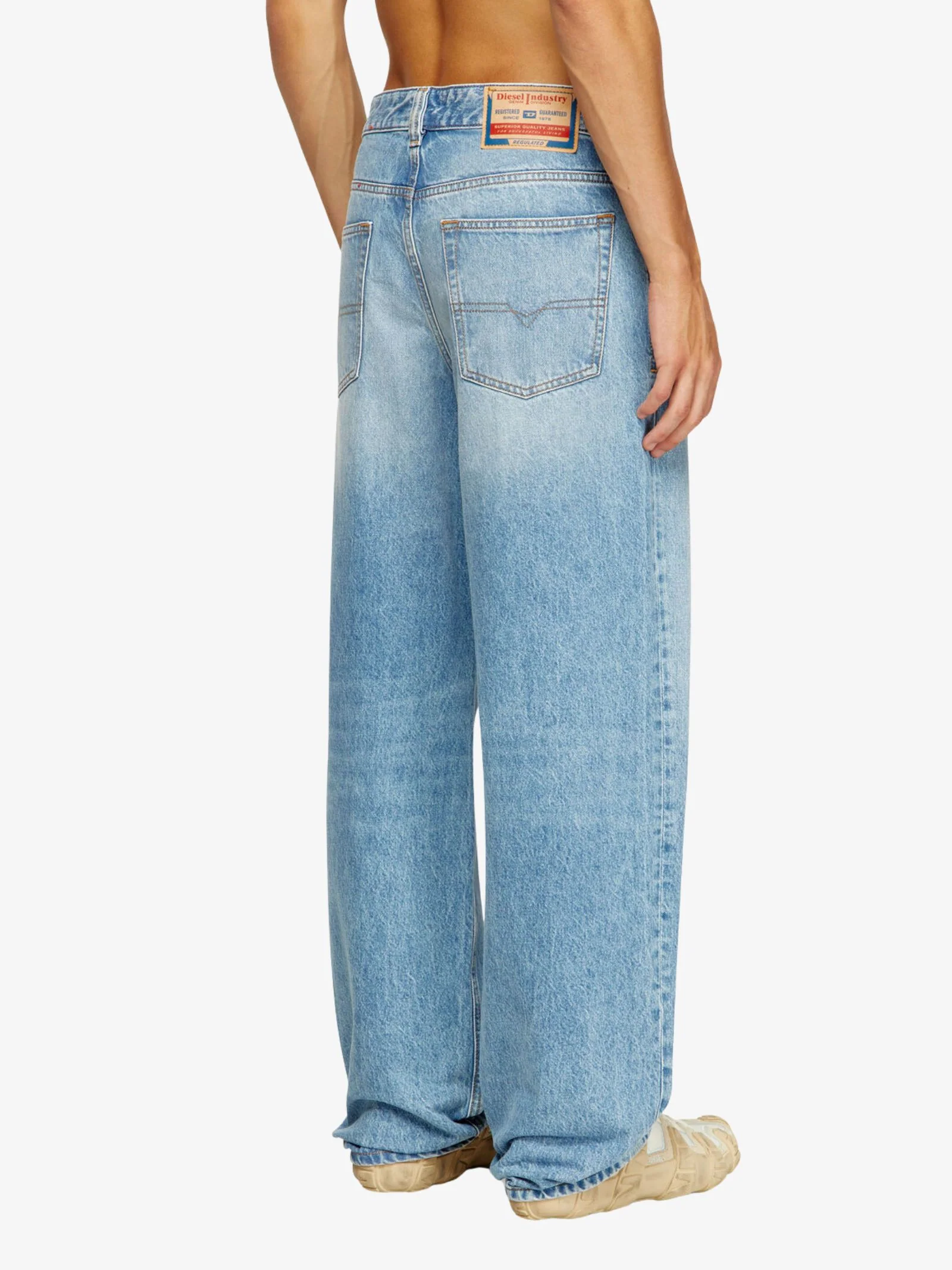 2001 D-Macro Jeans
