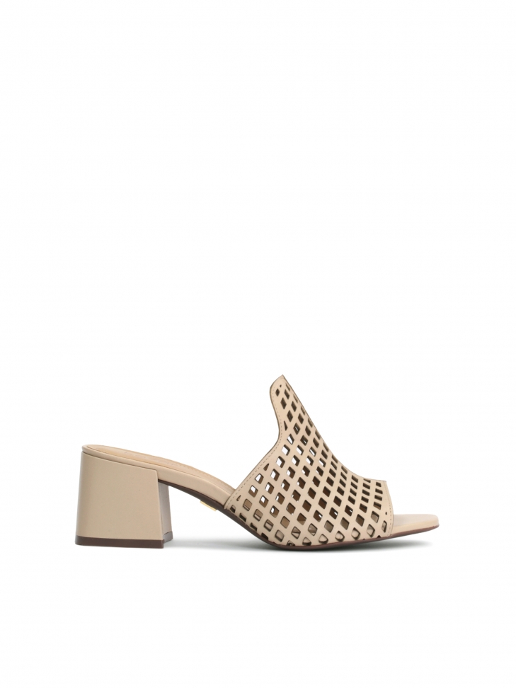 Stylish mules with mesh cut-outs