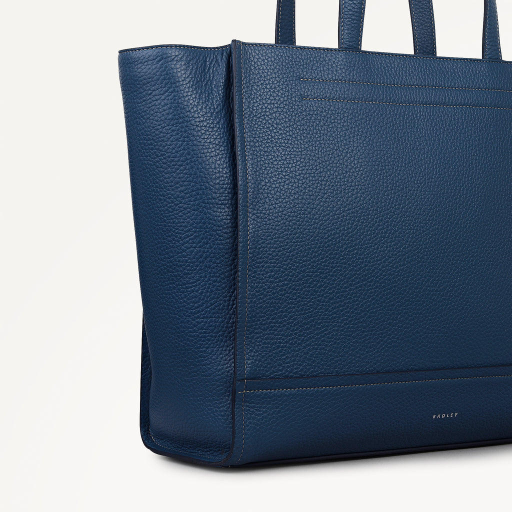 Oak Street - Medium Ziptop Tote