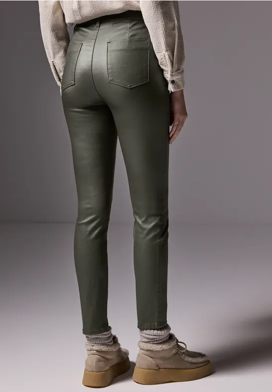 Beschichtete Hose