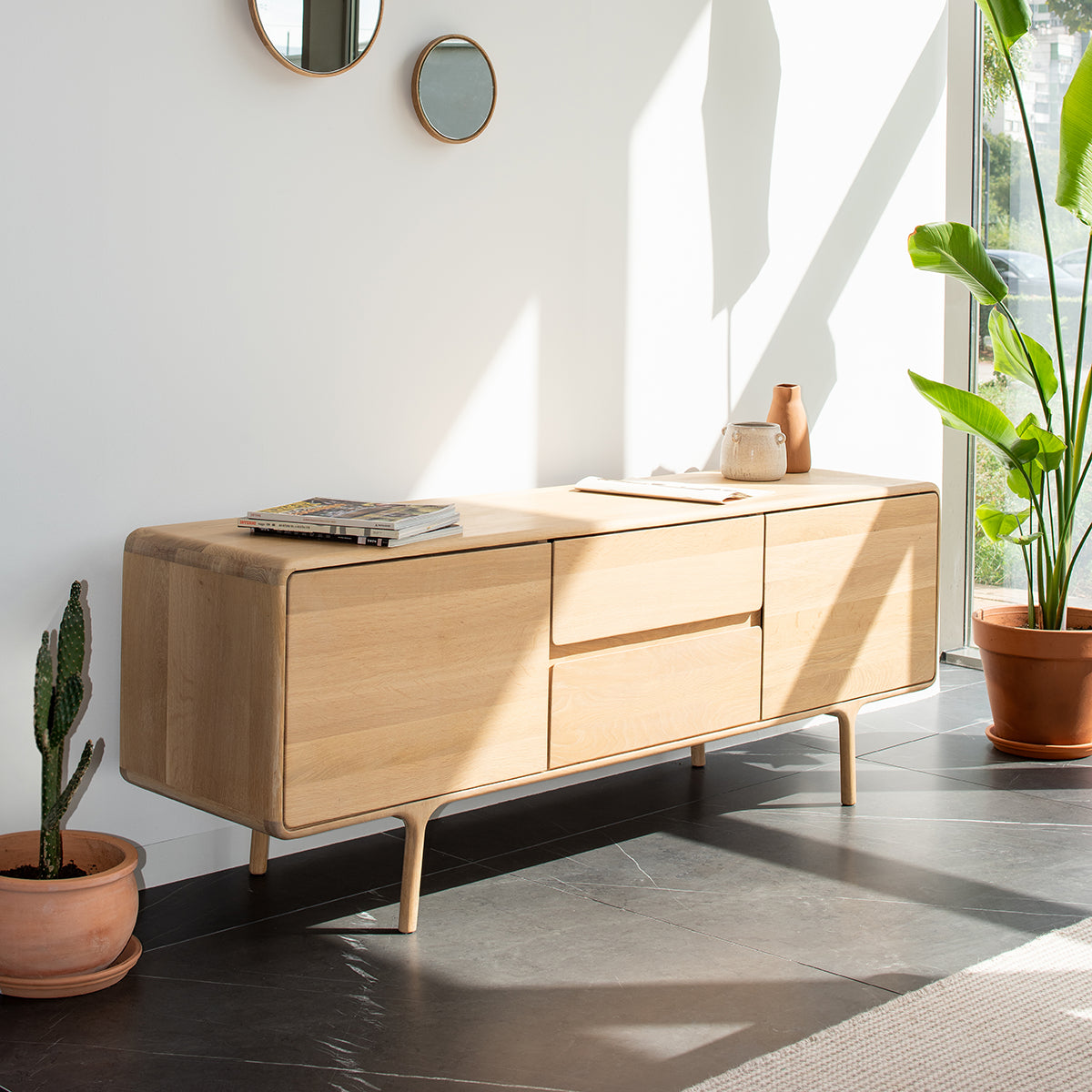 Gazzda Fawn Sideboard Naturel - Houten Dressoir - 180 x 45 cm