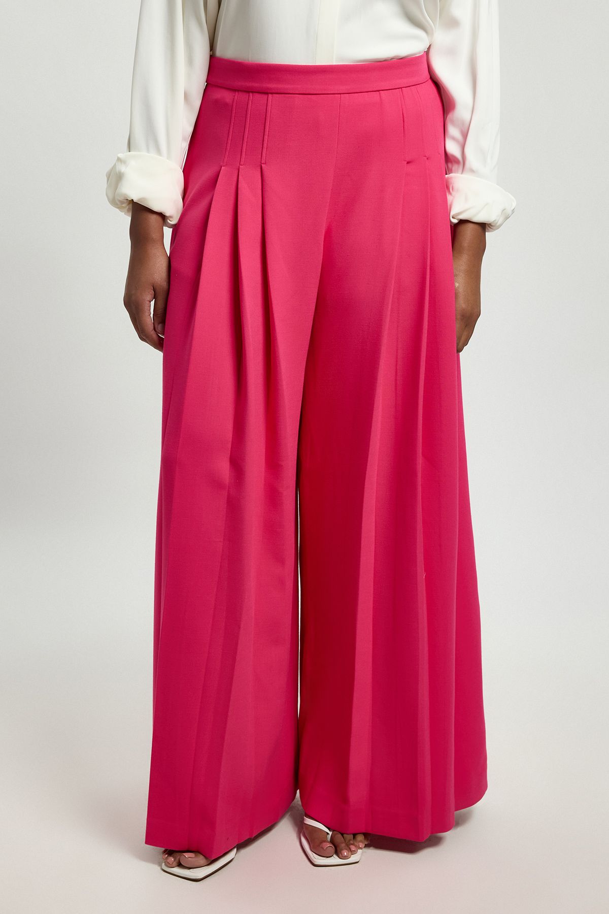 KarenMillen Plus Size Tailored Structured Crepe Pleated Wide Leg Trousers