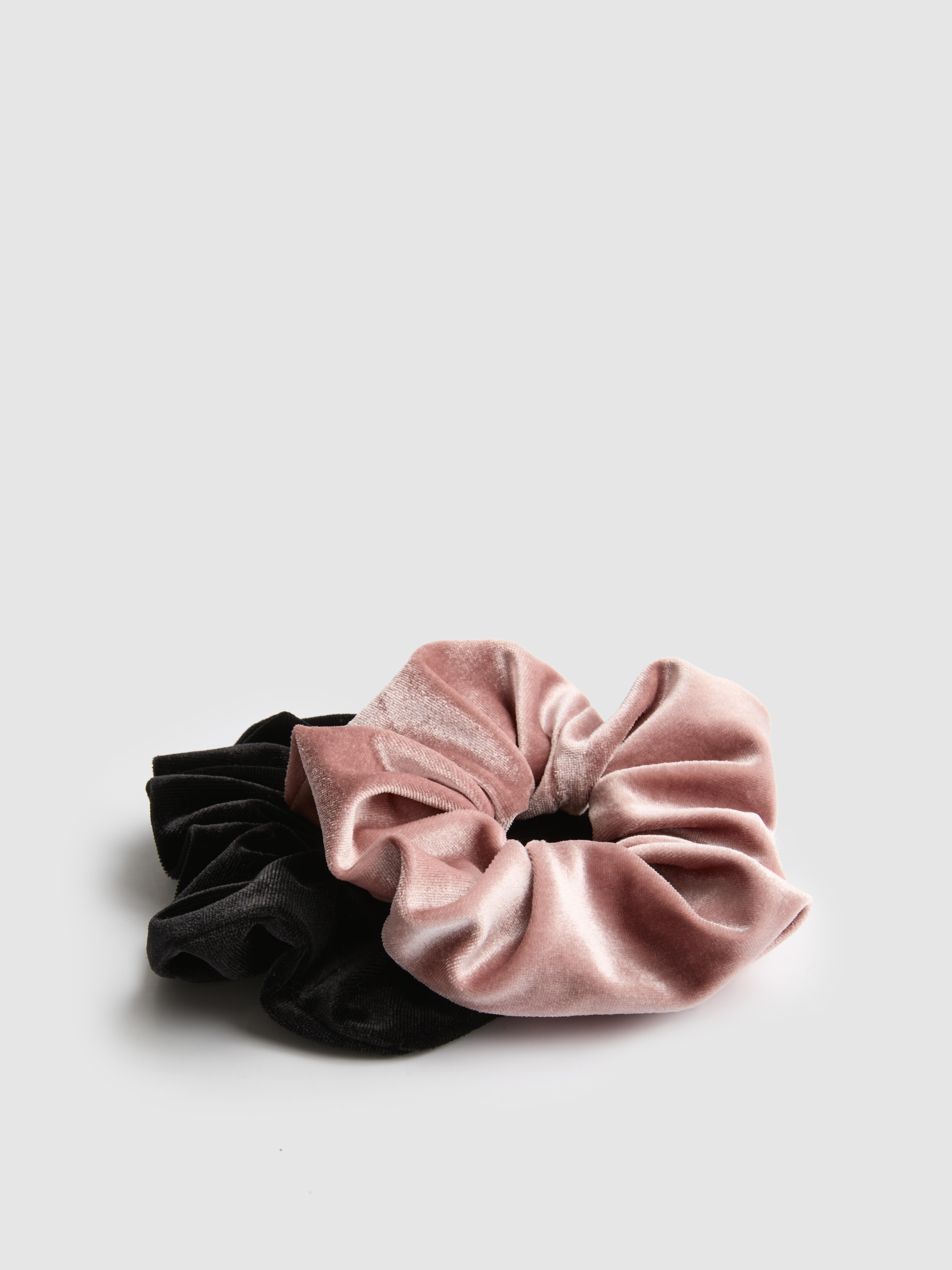 2-Pack Velvet Scrunchies