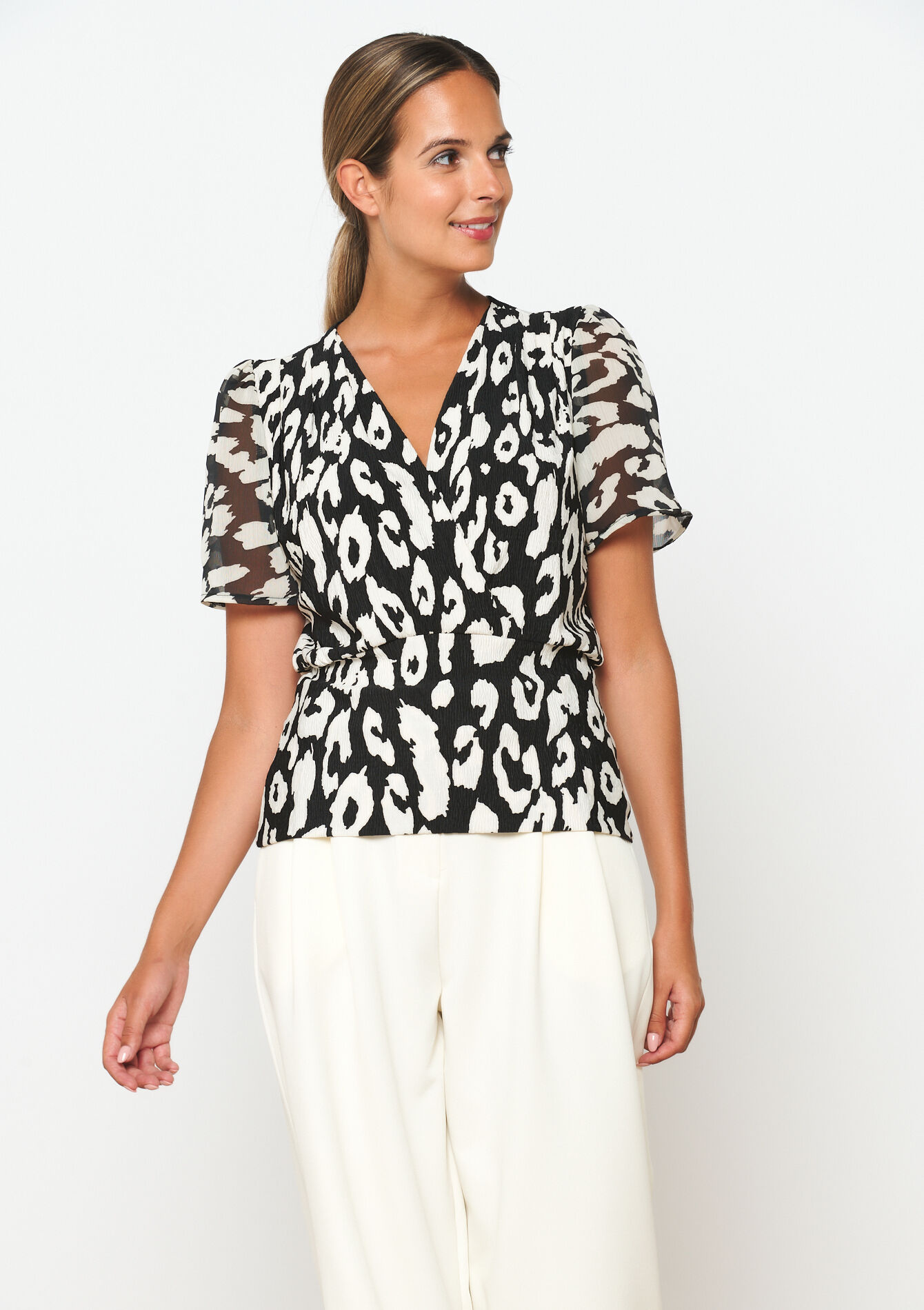 Blouse met voile en luipaardprint