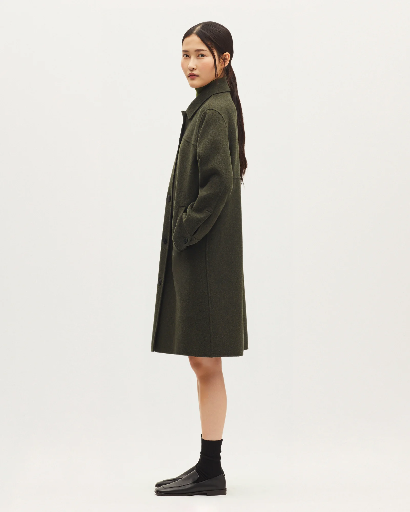 Manteau droit mi-long avec laine