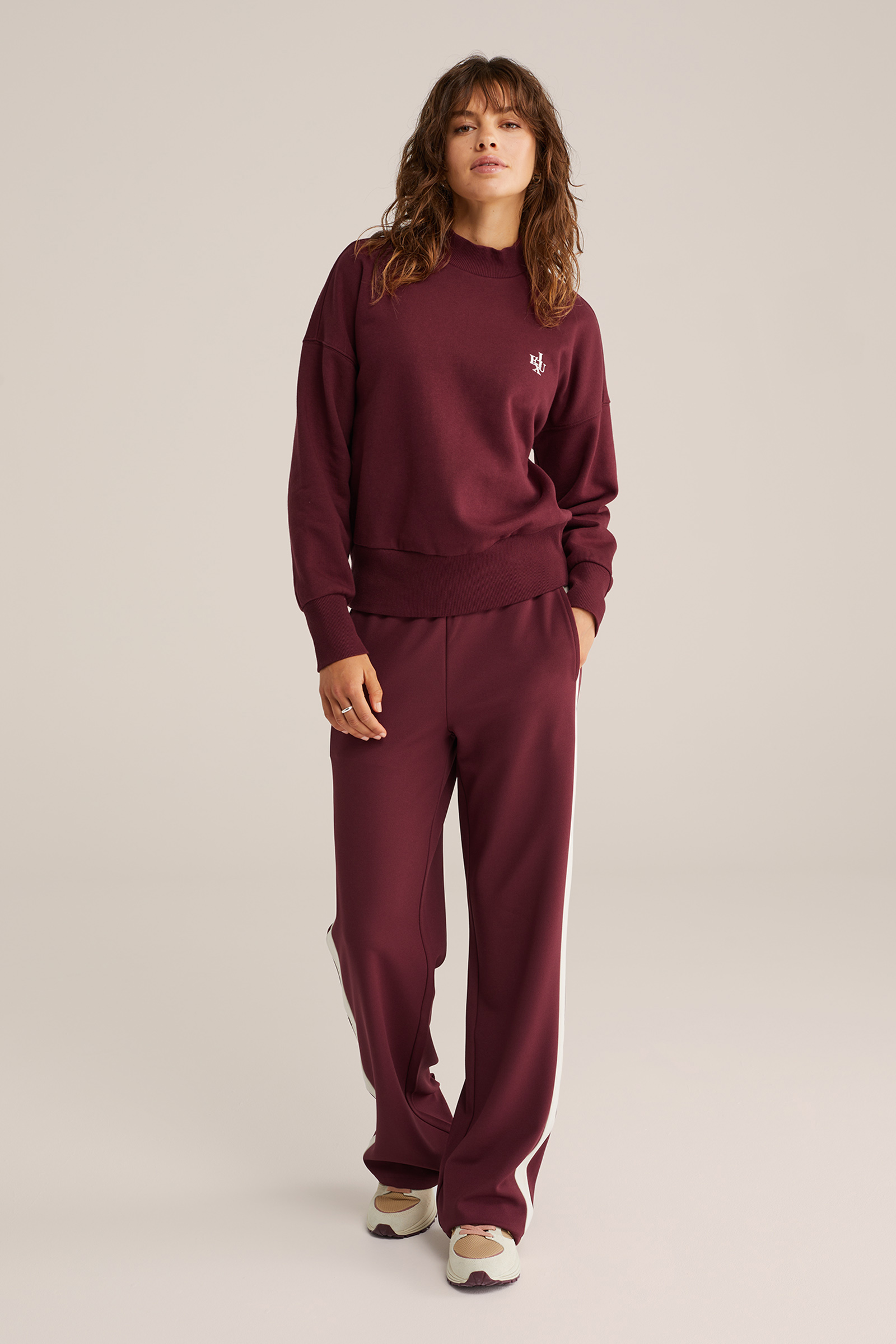 Dames sweater met embroidery