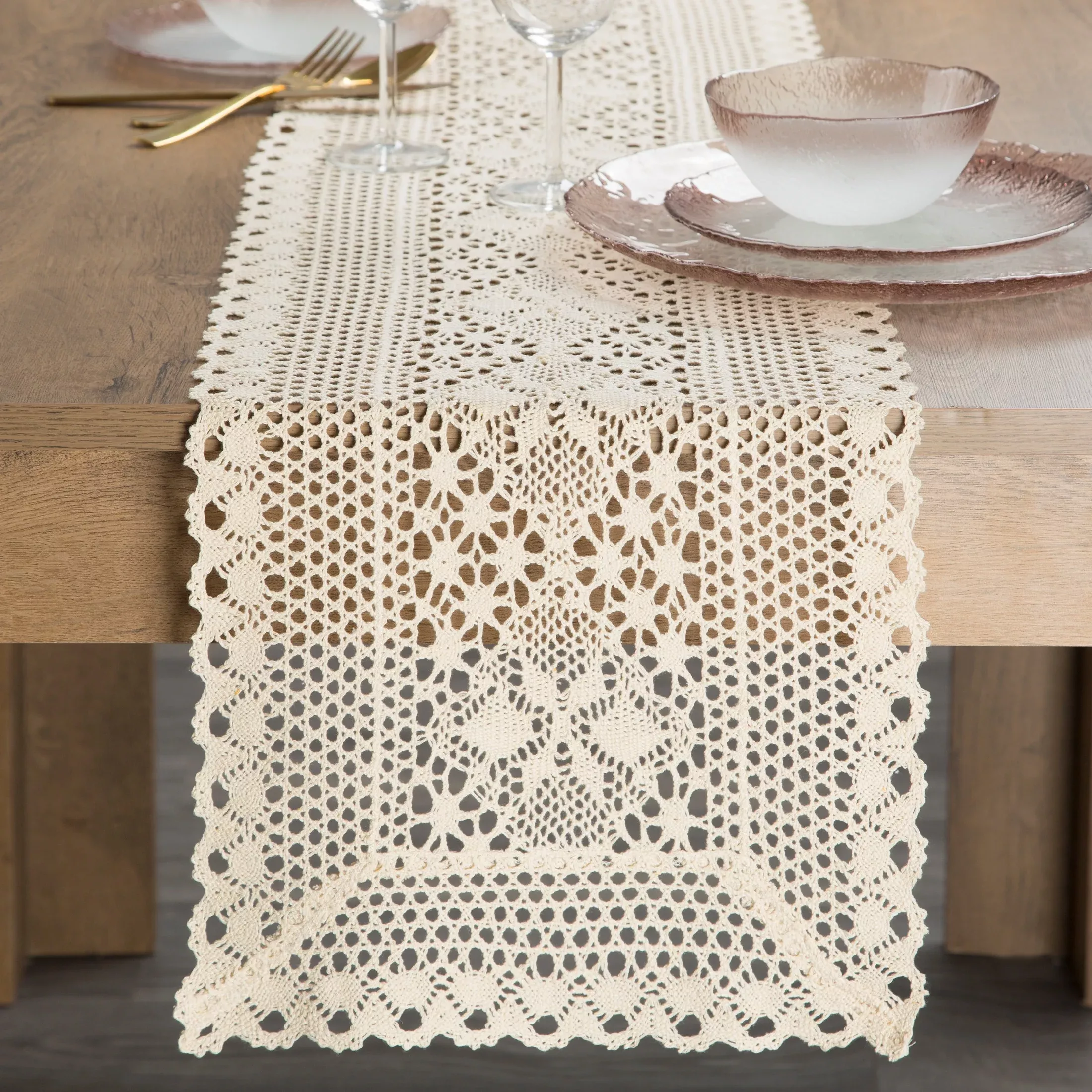 Bieżnik na stół 32x140 cm jasnobeżowyażurowy MEGGY w stylu boho