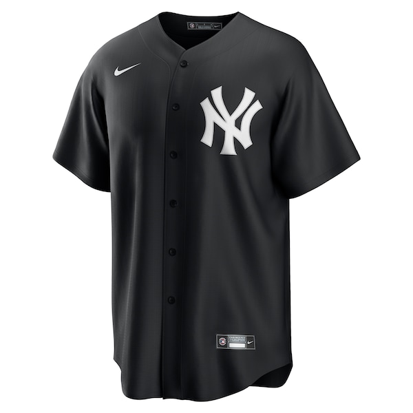 Aaron Judge New York Yankees Nike Lights Out Replica Player Jersey - Black