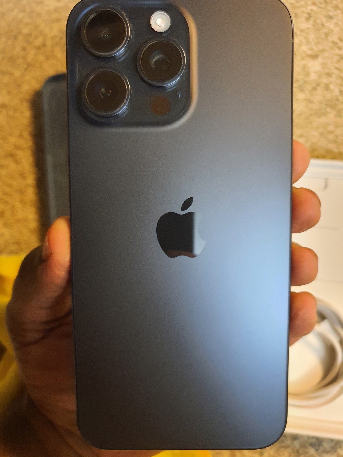 iPhone 15 pro max phone unlocked 256gb