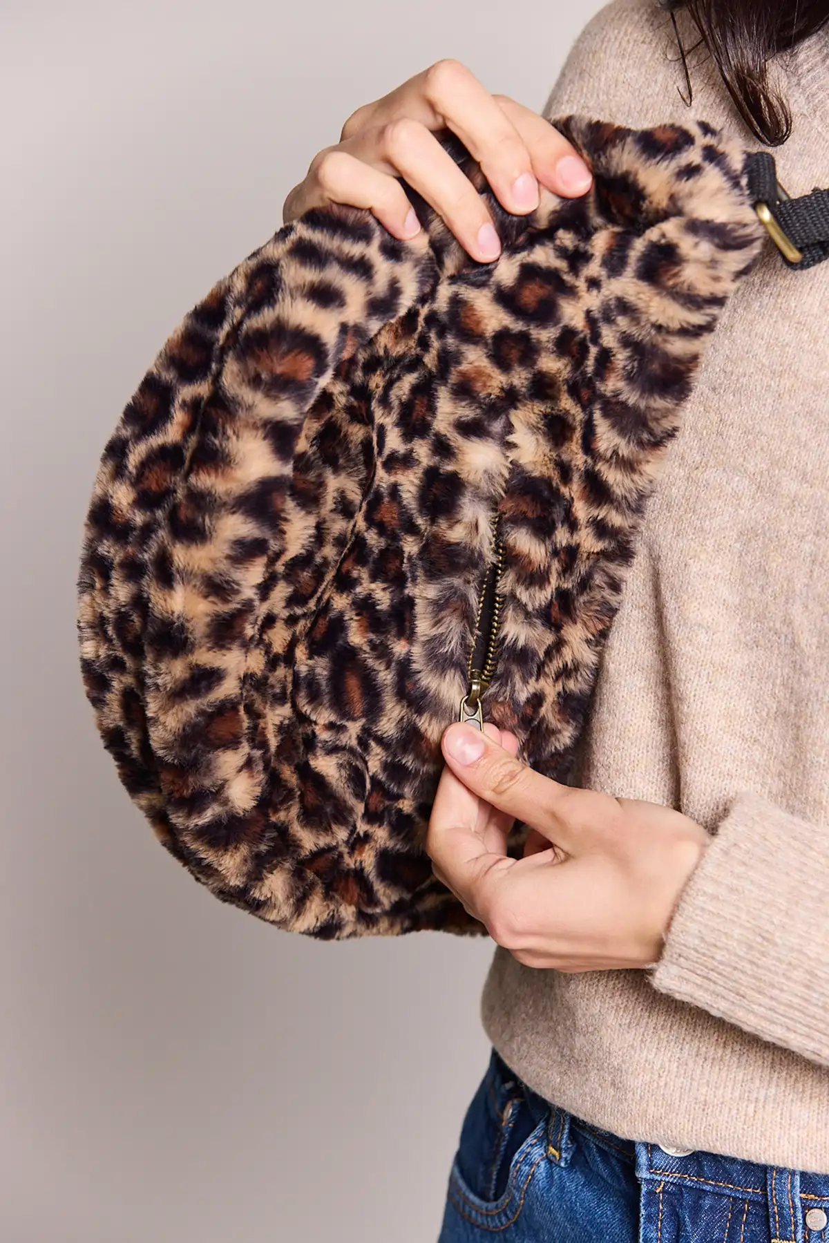 Sac banane Andrea fausse fourrure Léopard