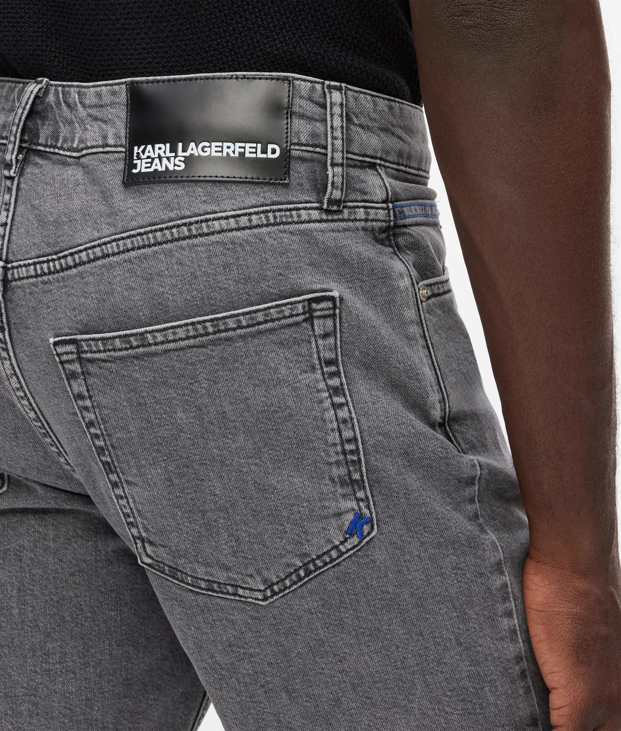 Short slim en denim