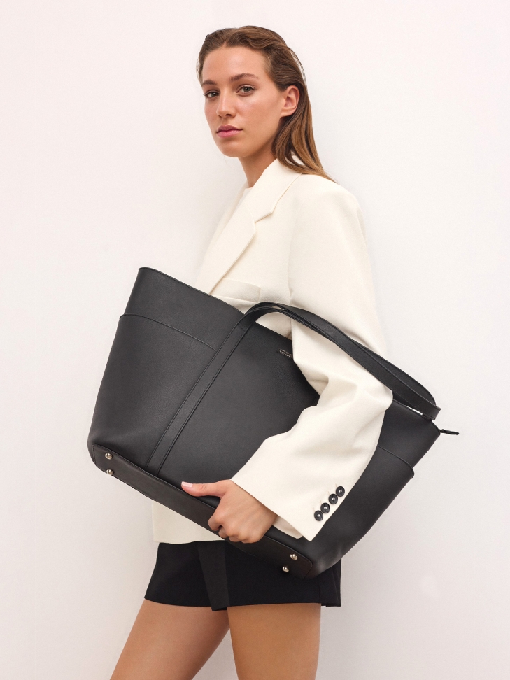 Large leather tote bag