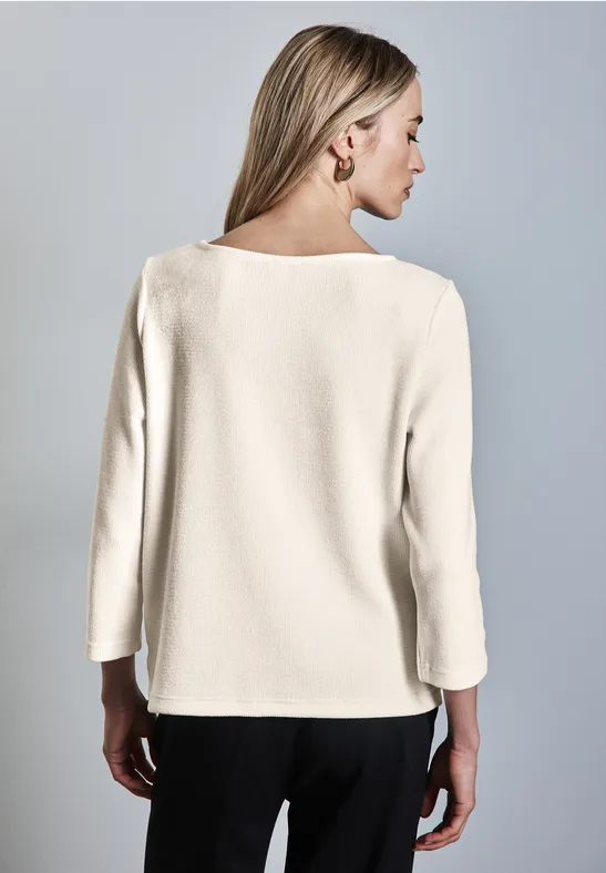 Shirt mit U-Boot-Ausschnitt