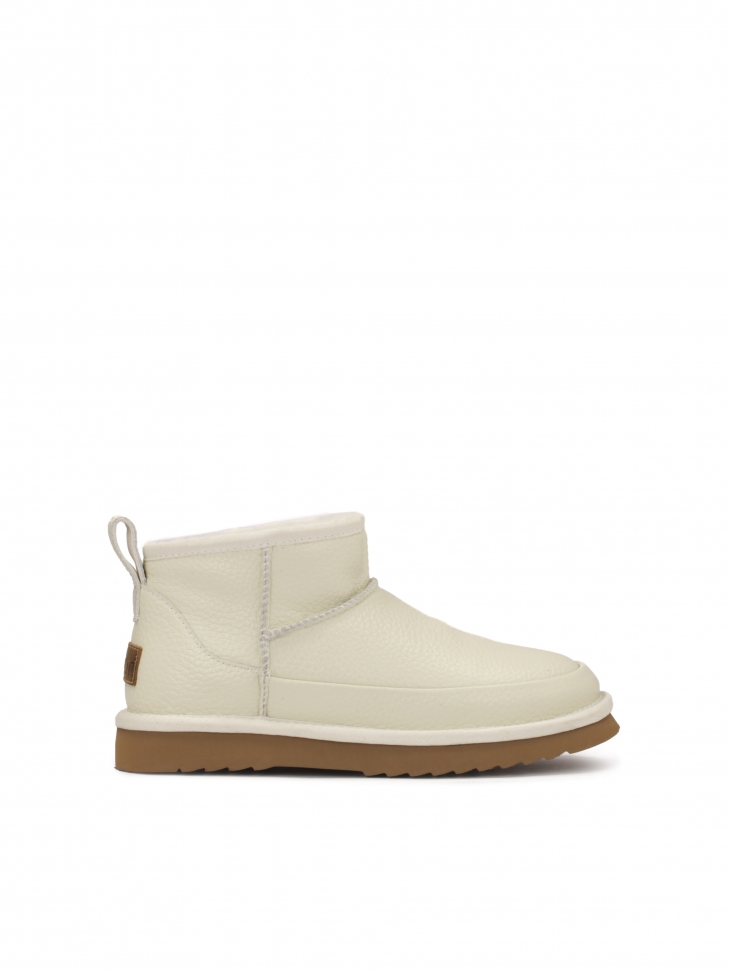 Leather snow boots with wool