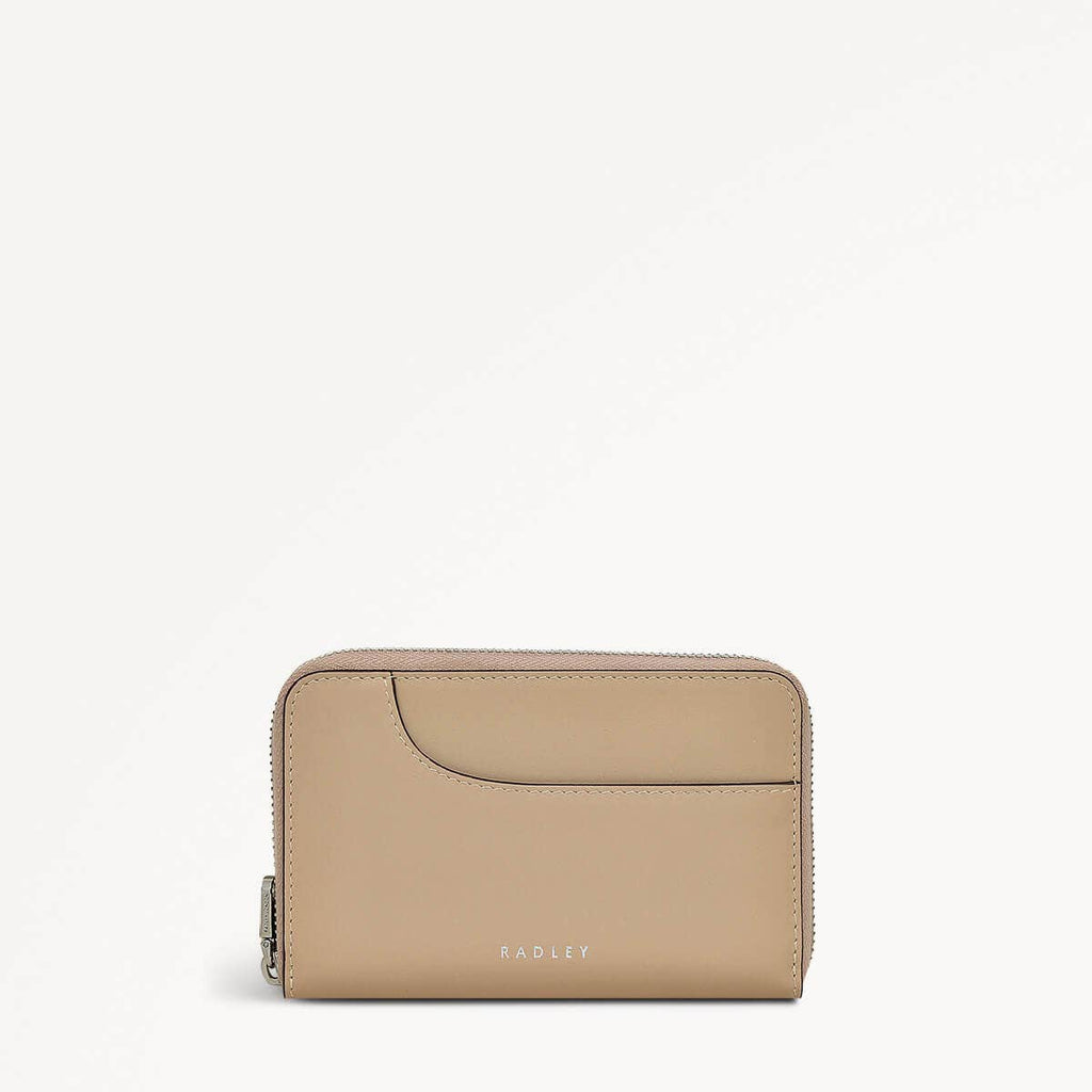 Pockets Medium Zip Around Purse - RSD14302