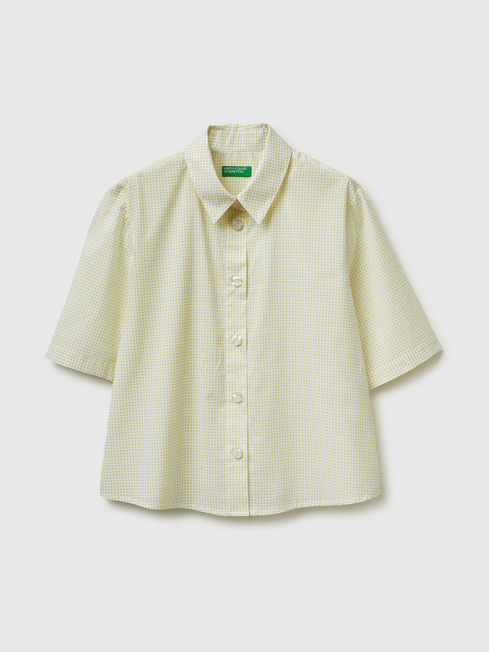 Short sleeve patterned shirt