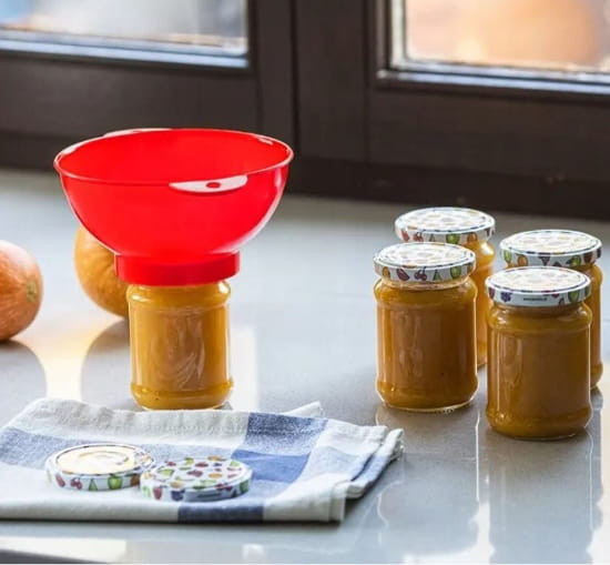 Lejek plastikowy kuchenny do przetworów na słoiki 14,5 cm
