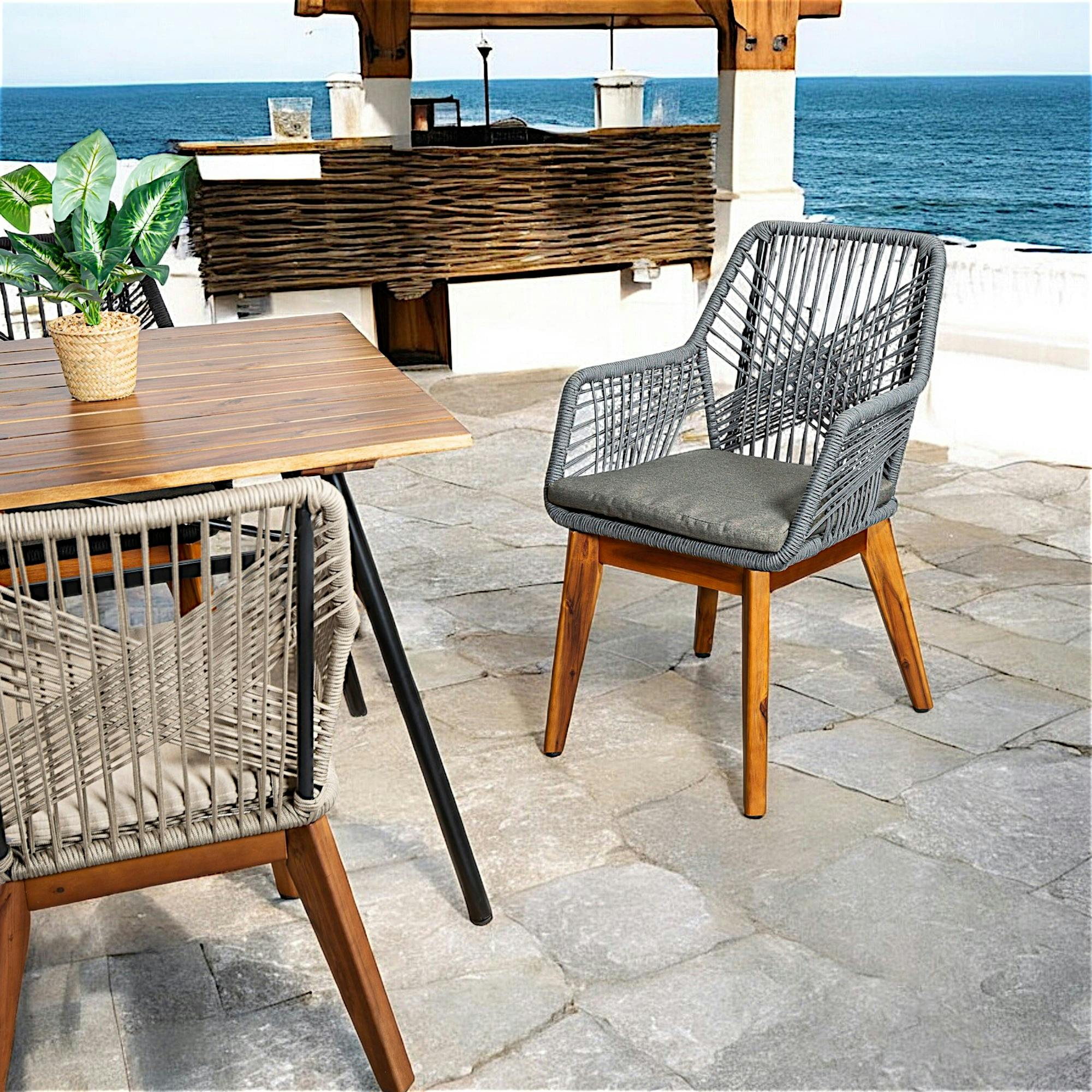 Chaise de jardin grise en corde tressée et pieds bois FSC® GRENADE