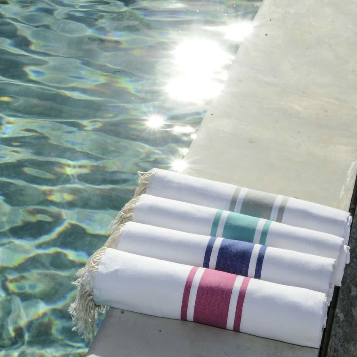 ST TROPEZ - Fouta blanche coton  100x200 blanc / bleu grec