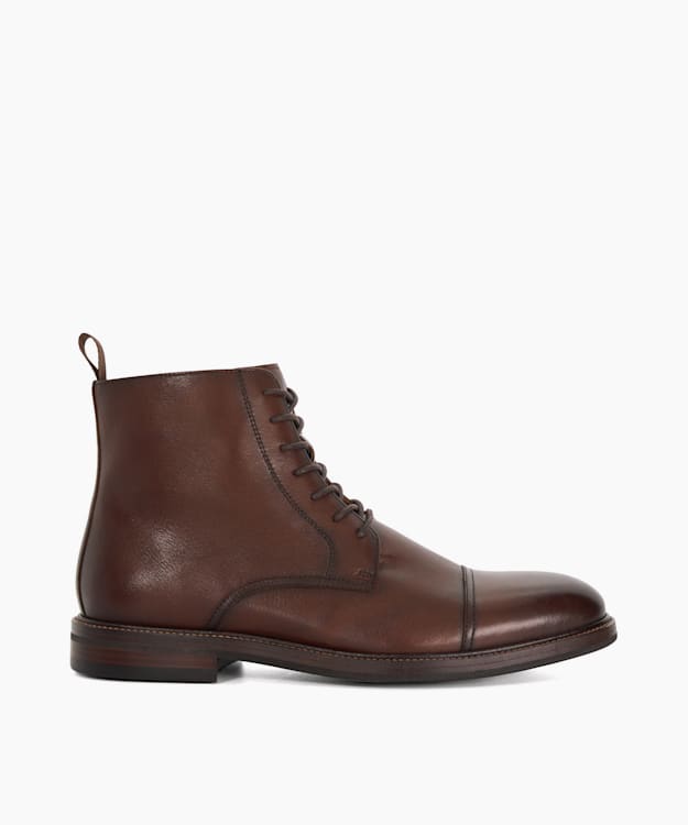 Matias Brown - Toe Cap Detail Ankle Boot