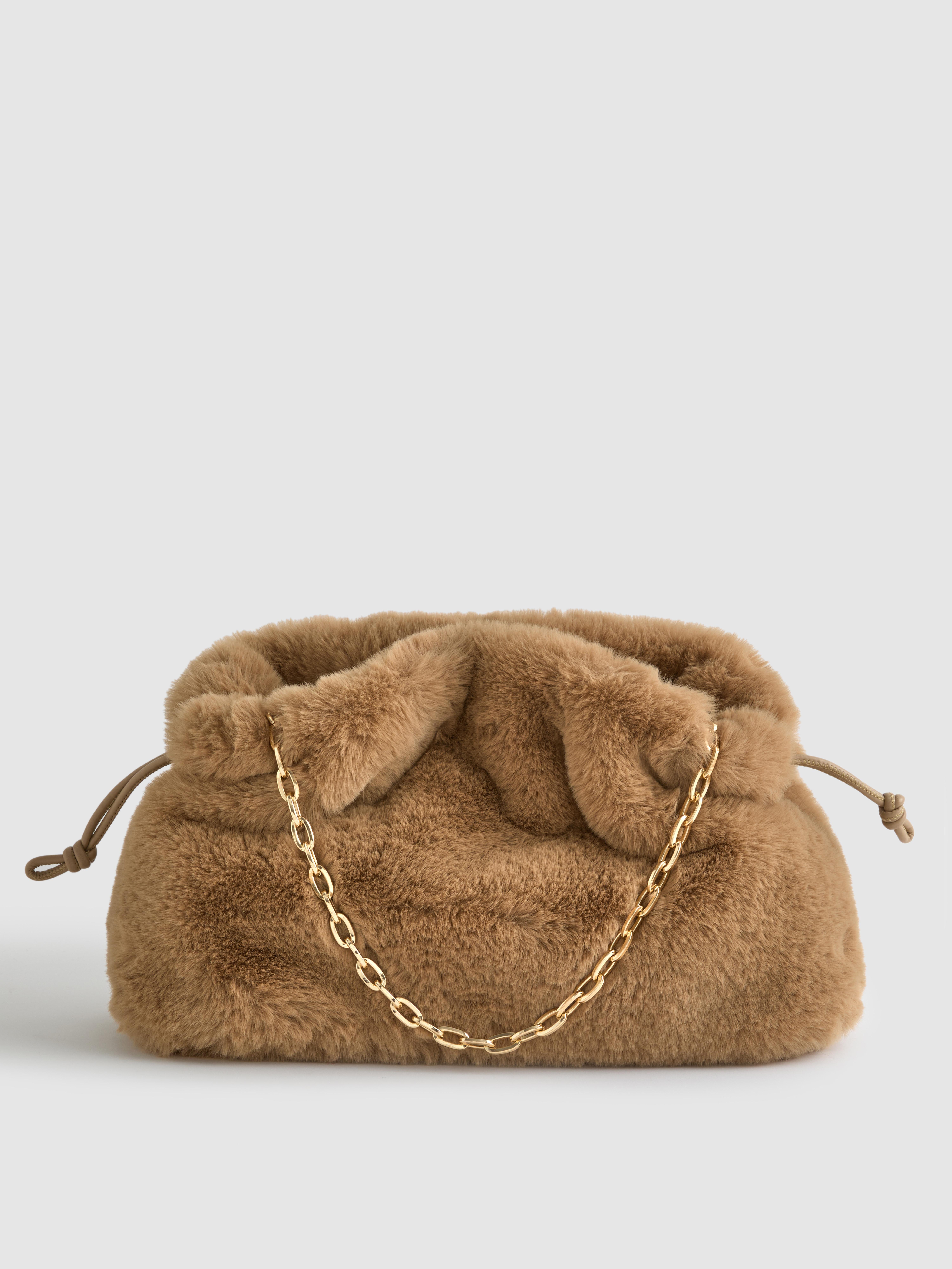 Paula Echevarría Faux Fur Pouch