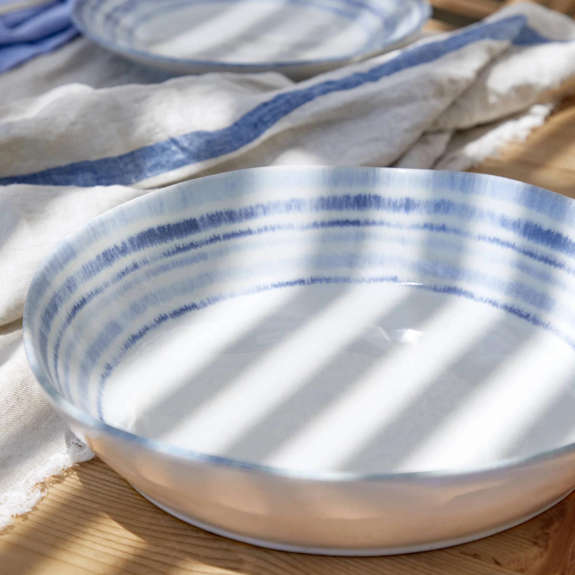 Low Serving Bowl Nantucket, Casafina by COSTA NOVA