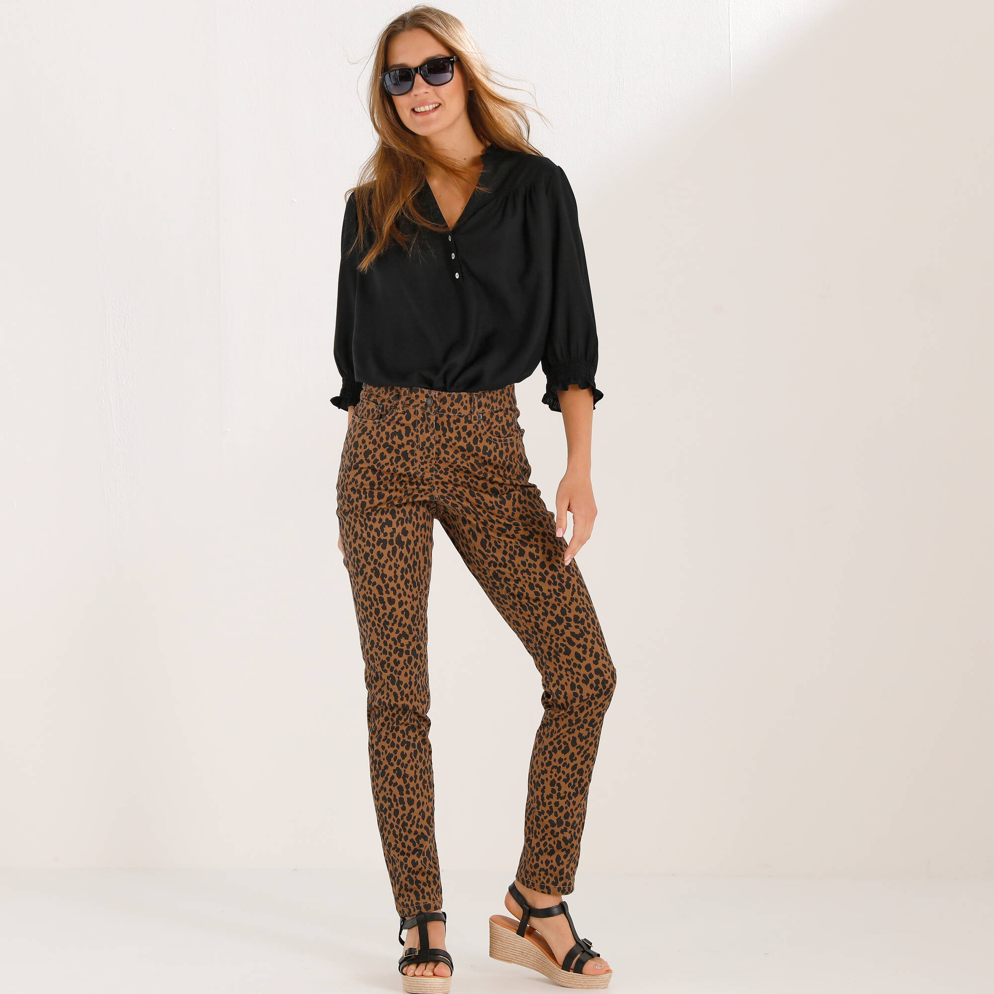 Pantalon fuselé, imprimé léopard