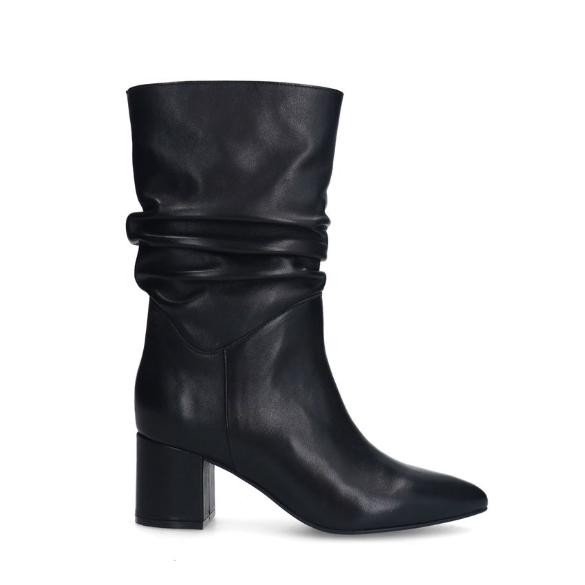 Manfield Zwarte leren laarzen met hak