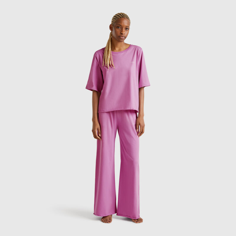 Loose-fitting pyjamas in pure cotton