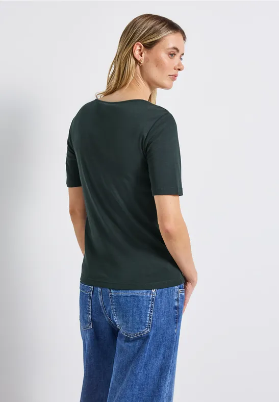 T-Shirt mit Herzausschnitt