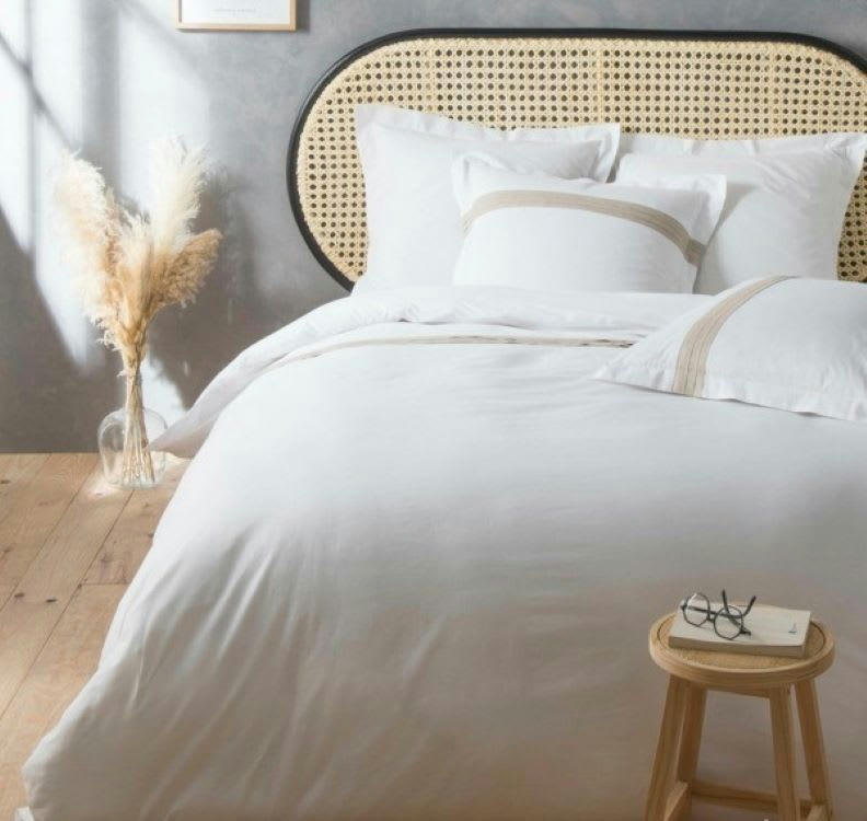 - Parure de lit en coton uni blanc 240 x 220 cm
