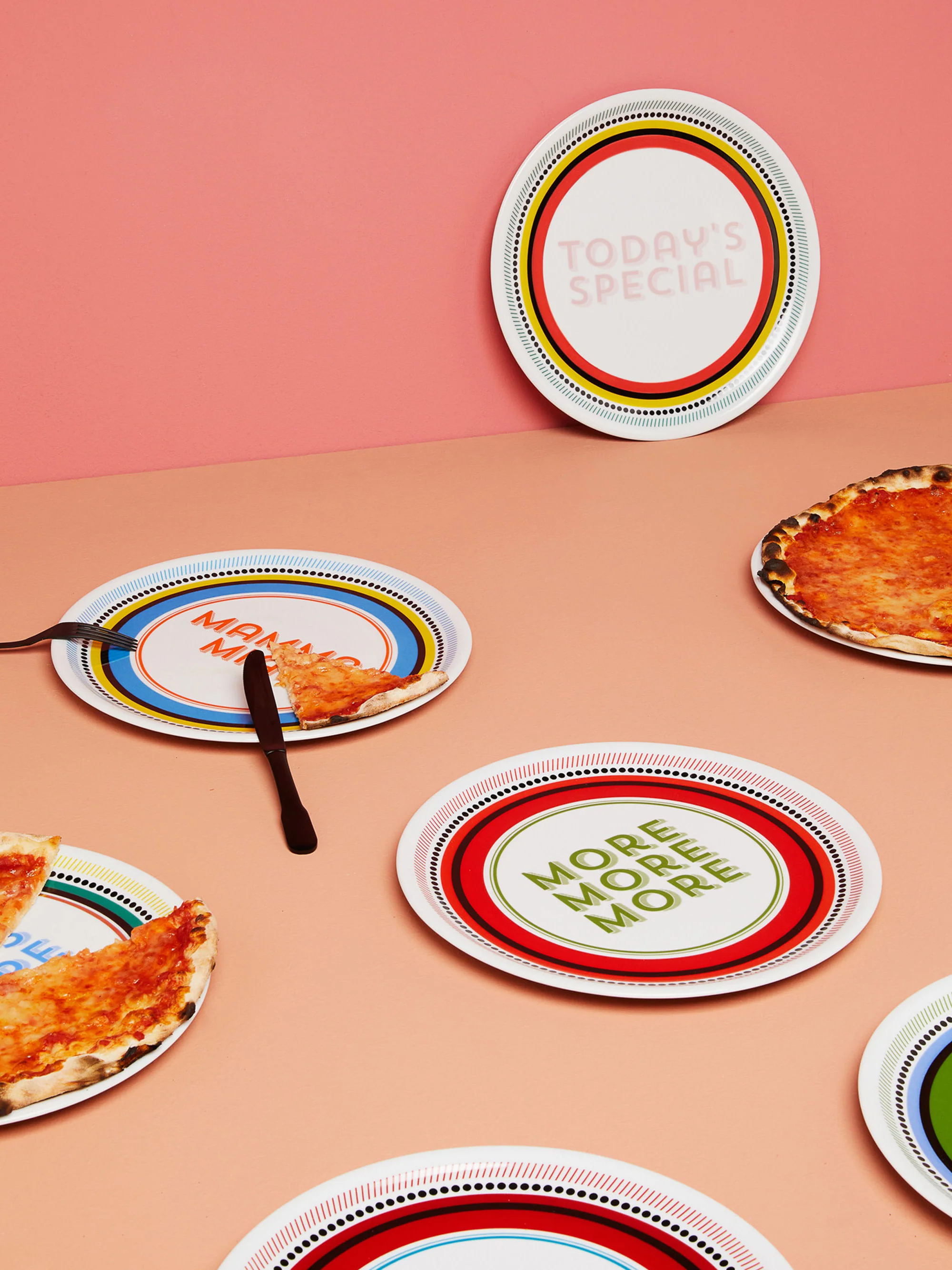 Handgefertigter Pizzateller Guest