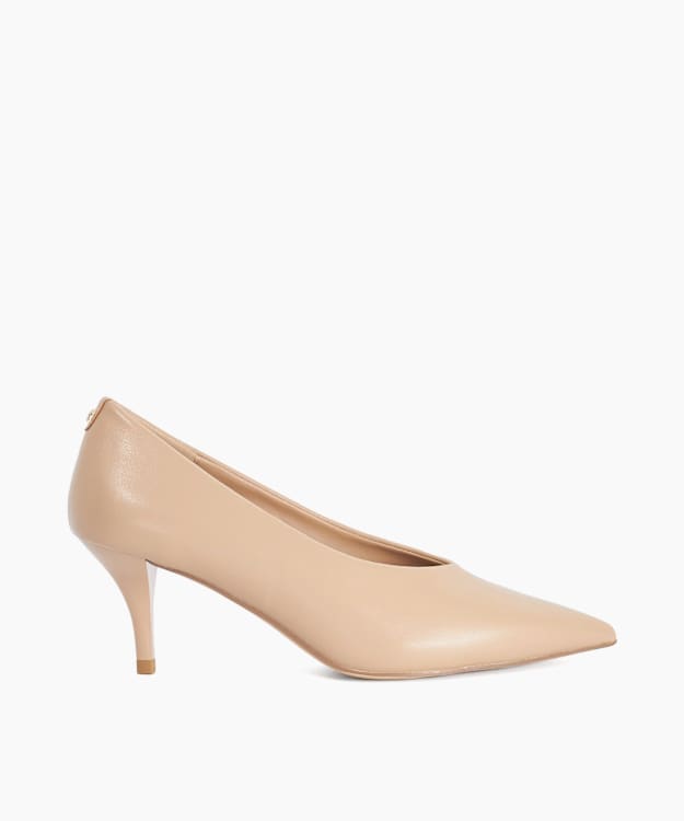 Breezes Camel - Pointed Toe Courts