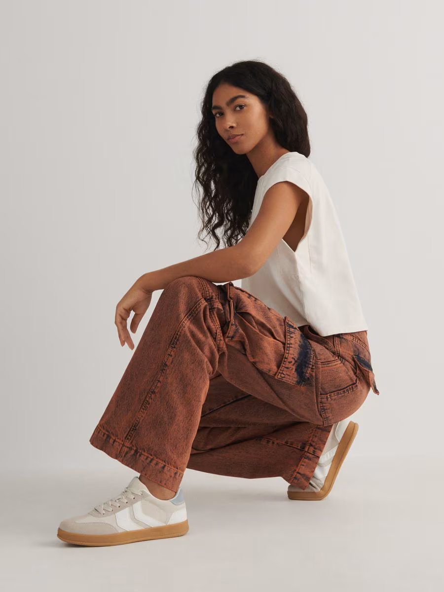 Jeans With Cargo Pockets