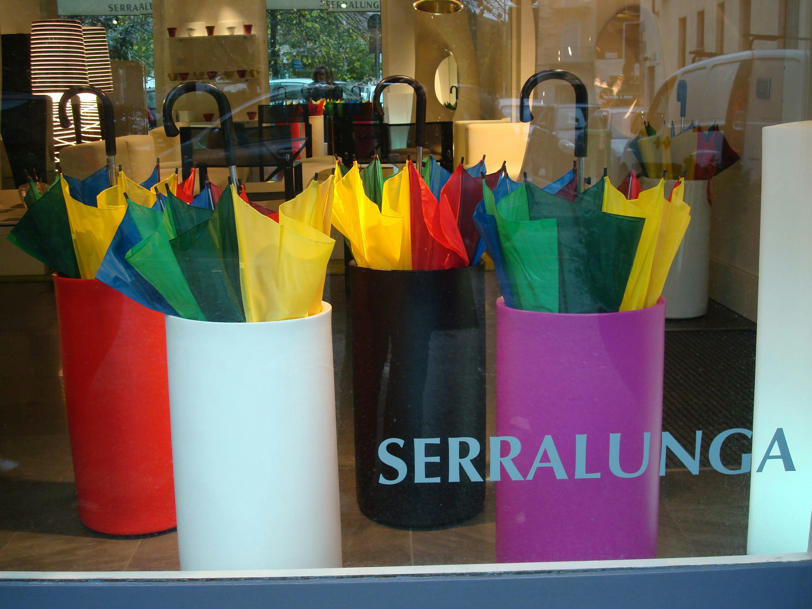 GIANO - Pot et porte-parapluie en résine recyclable blanc L32cm