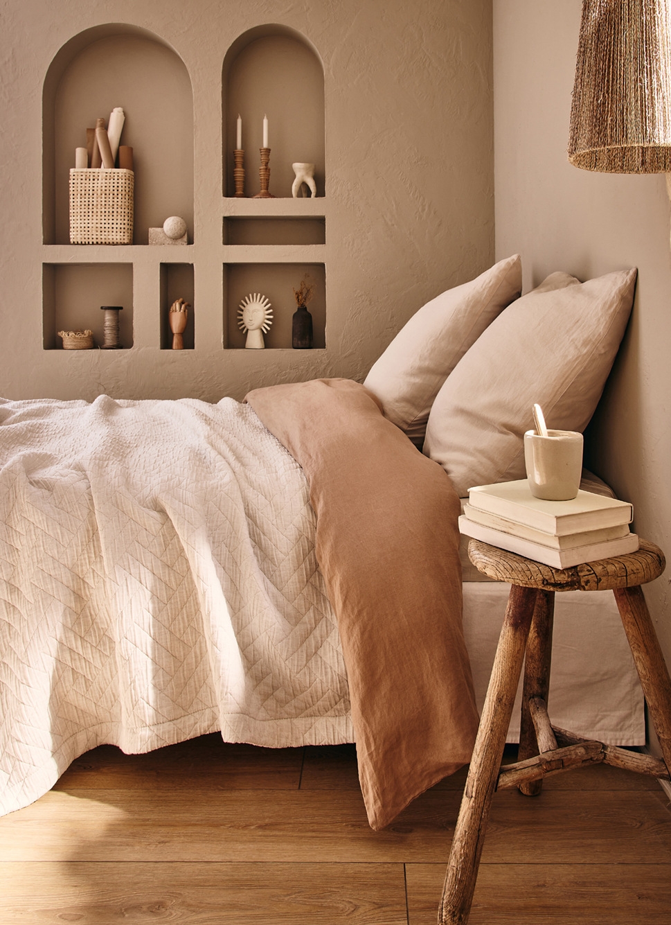 COUVRE LIT MATELASSÉ CHEVRONS RAVEL ÉCRU