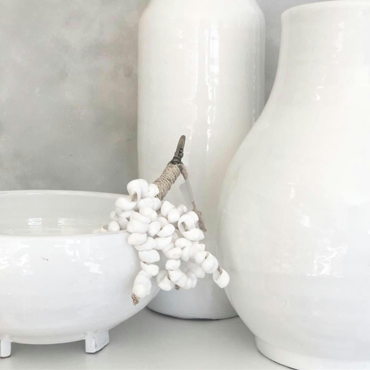 KAI - Porte-clés en coquillage blanc naturel