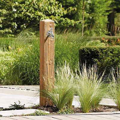 Fontaine de jardin Garantia Wood en polyéthylène imitation bois coloris bois clair H.100 cm