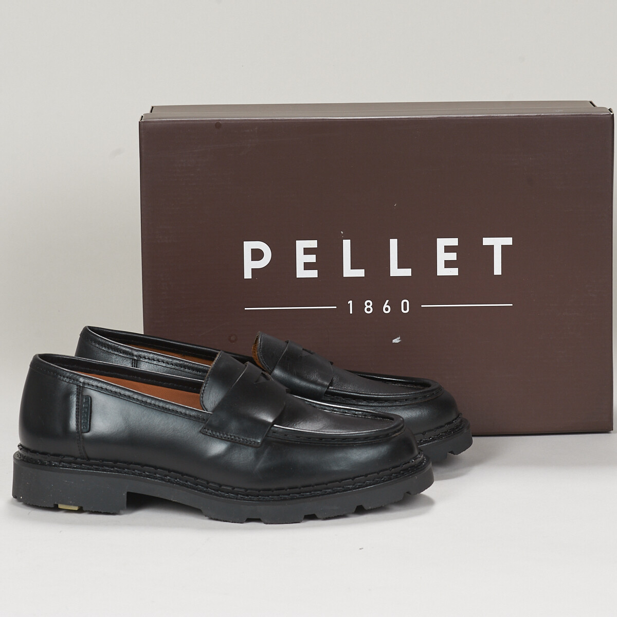 Pellet - MILANO - Pull / Cup / Black